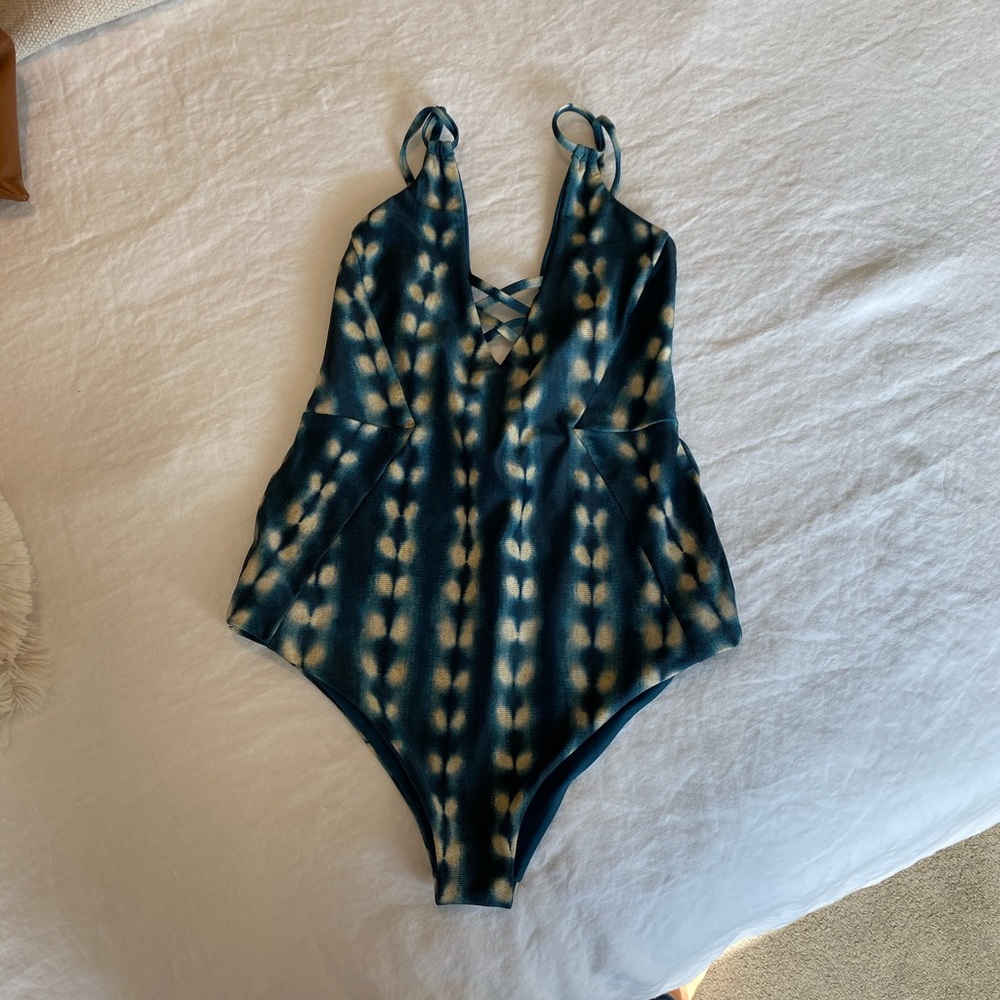 Tori Praver one piece bathing suit size small